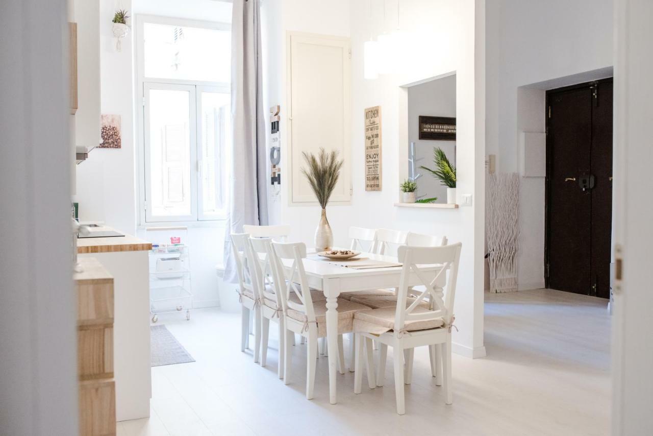 White Fanti Rom